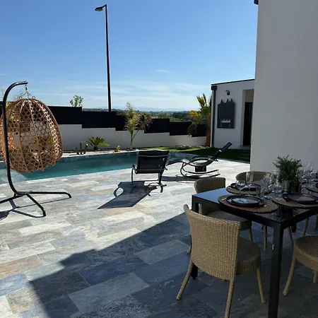 Вилла Neuve Piscine Bali Vue Pyrenees 5 Min Cite Каркассон