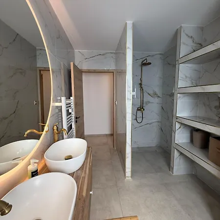 Neuve Piscine Bali Vue Pyrénées 5 Min Cité Villa *
